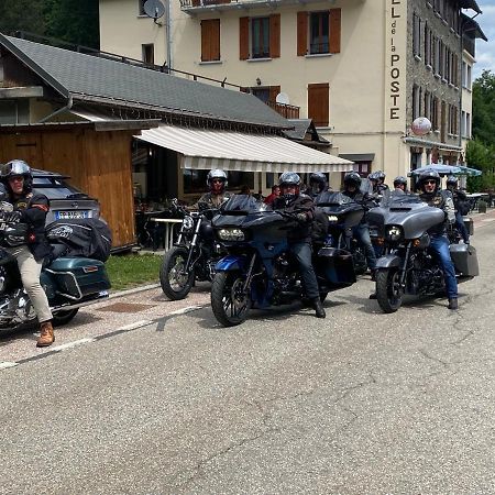 Hotel Restaurant De La Poste Saint-Colomban-des-Villards エクステリア 写真