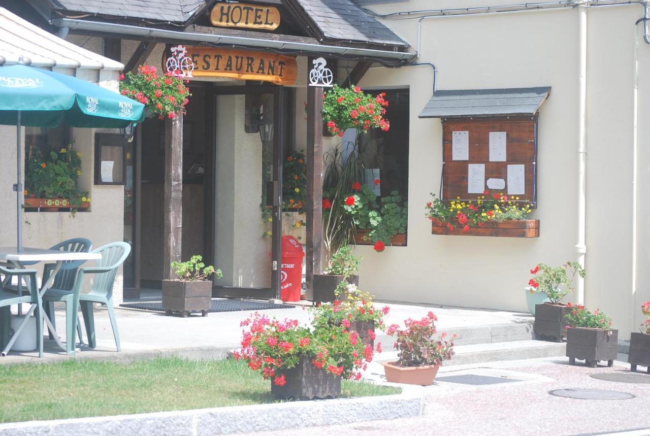Hotel Restaurant De La Poste Saint-Colomban-des-Villards エクステリア 写真